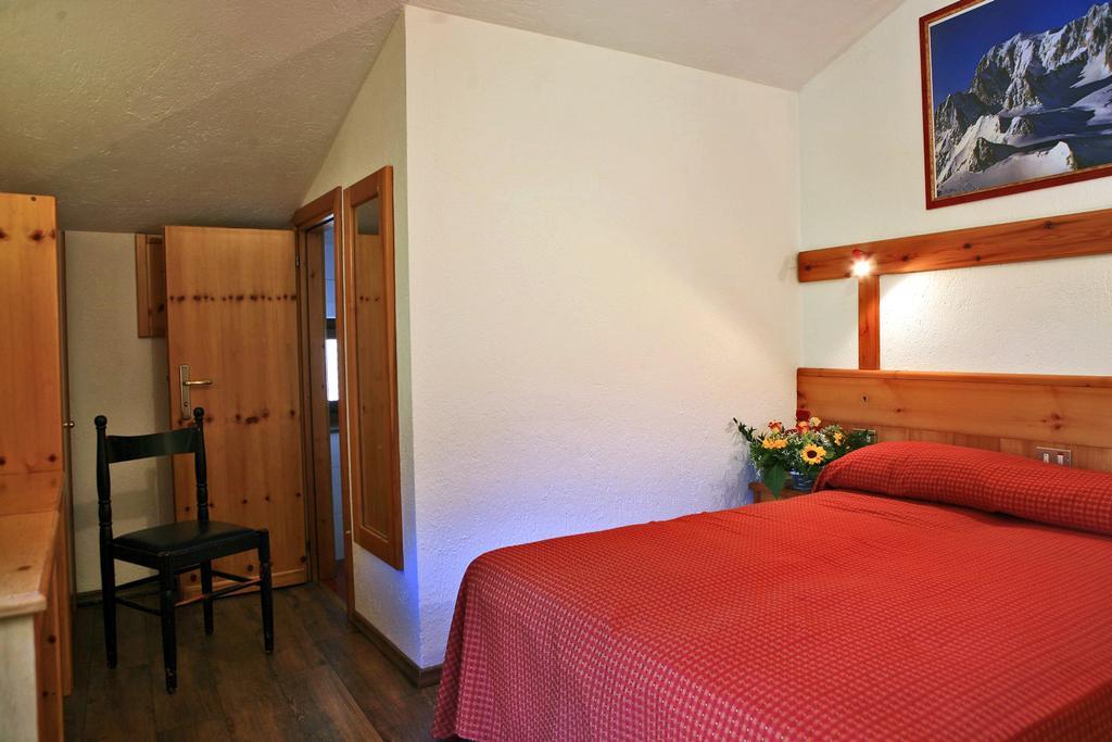 Albergo Le Marmotte Pre-Saint-Didier Exterior photo
